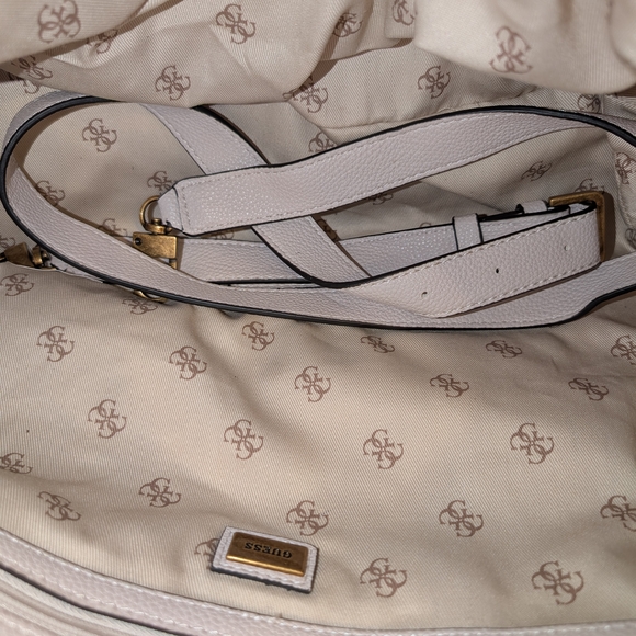 GUESS White Handbag - Picture 3 of 3